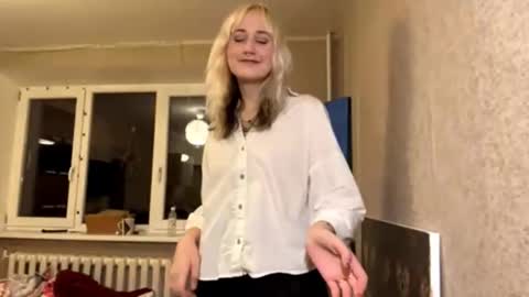 Jenny online show from October 17, 5:39 pm