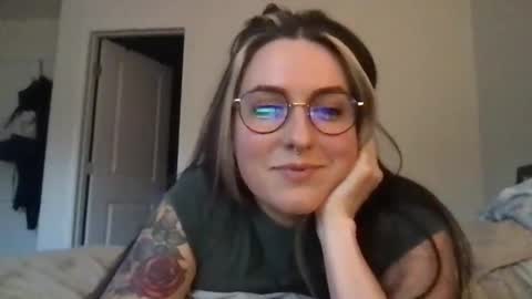 Snapshot of clemmy6699 chatting on September 16, 11:30 pm clemmy and bane online show from September 16, 11:30 pm