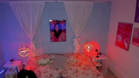 Cleo  online show from March 24, 11:38 am