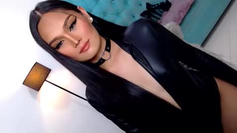 Cleo online show from November 5, 1:51 am