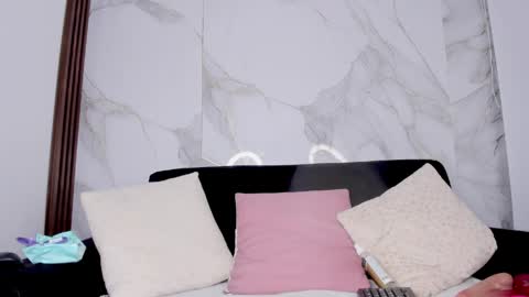 cleopatriagad online show from April 2, 1:35 am