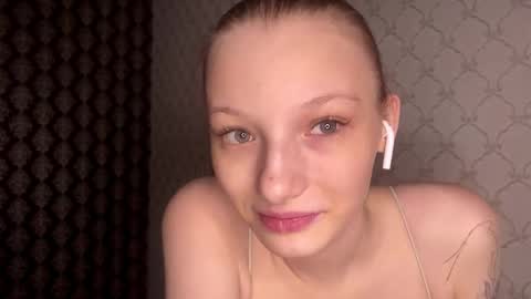 Cleo online show from March 11, 6:22 pm