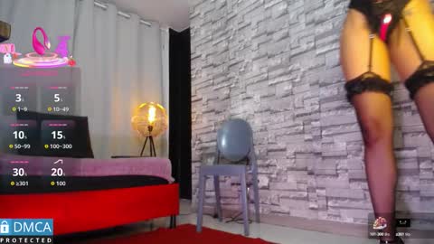 Snapshot of clhoee_ chatting on September 24, 1:34 am Clhoe online show from September 24, 1:34 am