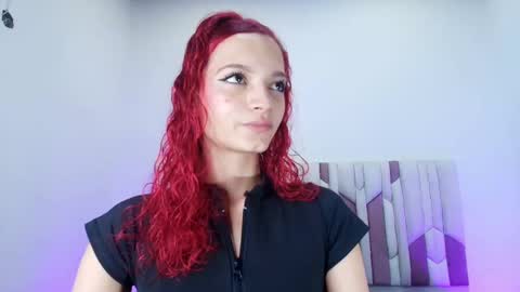 Snapshot of cloe_stanfort chatting on September 15, 7:15 pm Cloe Stanfort online show from September 15, 7:15 pm