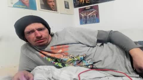 cloudyystarr666 online show from November 1, 8:24 am