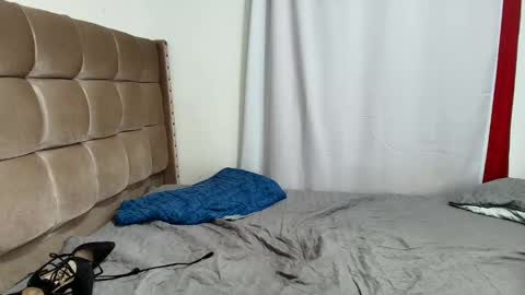 clover online show from November 24, 9:52 am