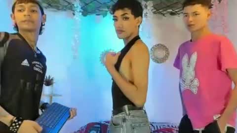 club_latinboys online show from February 10, 1:47 pm