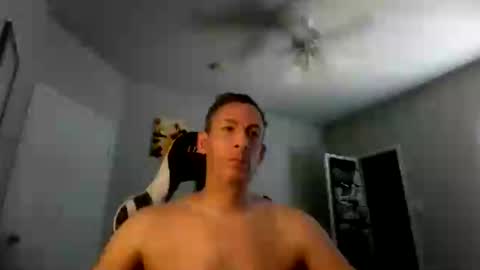 Master Bates online show from July 10, 11:31 pm