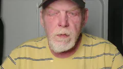 Snapshot of cockreadynow4u chatting on December 29, 1:56 am cockreadynow4u online show from December 29, 1:56 am