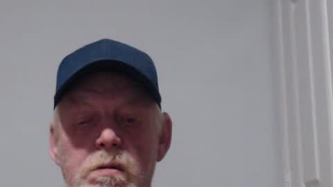 Snapshot of cockreadynow4u chatting on February 12, 4:54 am cockreadynow4u online show from February 12, 4:54 am