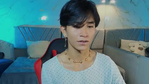 COCO online show from April 11, 11:25 am