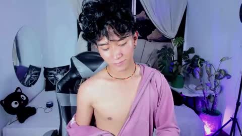 COCO online show from March 19, 12:43 pm