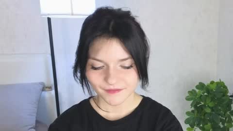 Kim online show from May 24, 7:26 am