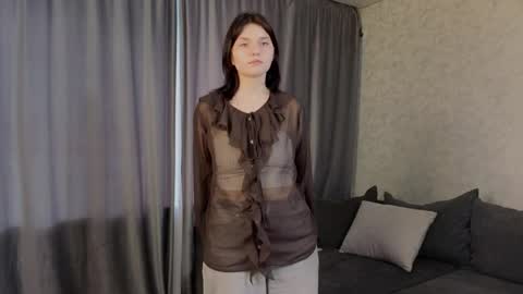 Kim online show from April 1, 1:41 pm