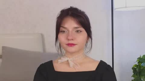 Kim online show from May 21, 9:05 am