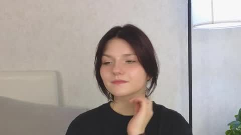 Kim online show from May 20, 9:05 am