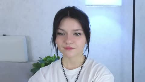 Kim online show from May 30, 7:07 am