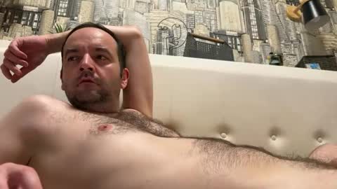 colambus555 online show from December 28, 9:40 pm