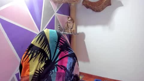 EMMETT COLLINS online show from January 9, 8:36 pm