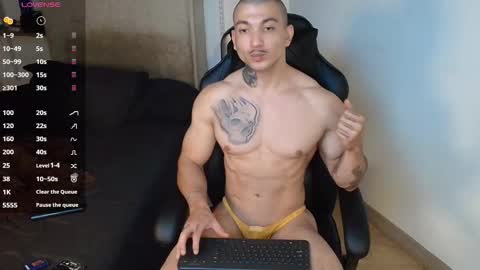 colombianmuscle8 online show from October 1, 1:27 am