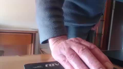 comemivuoi2 online show from March 12, 6:50 am