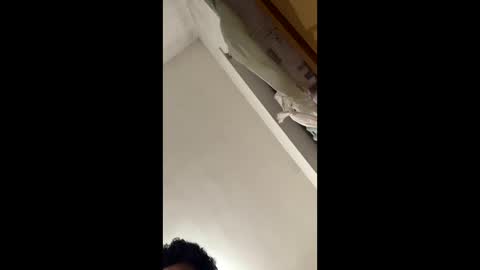 comobailamioso online show from March 9, 6:43 pm