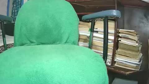 complacent12 online show from March 9, 2:39 am