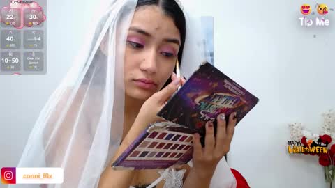 Snapshot of conni_f00x chatting on October 14, 1:03 pm conni_f00x online show from October 14, 1:03 pm