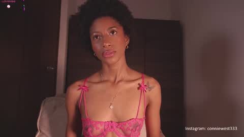 Snapshot of connie_west0 chatting on October 31, 12:11 am   independent model online show from October 31, 12:11 am