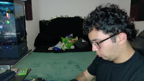 conor_taylor_ online show from June 1, 1:29 am