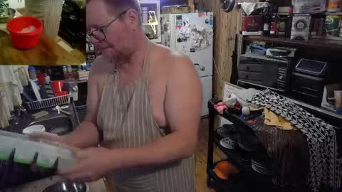 Cookie - I do cooking streams occasionally. Next stream  online show from April 15, 7:58 pm