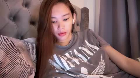 Cora online show from February 24, 12:57 am