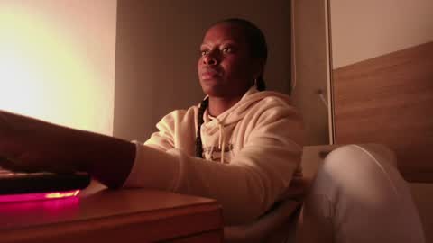 Coral online show from April 13, 11:09 pm