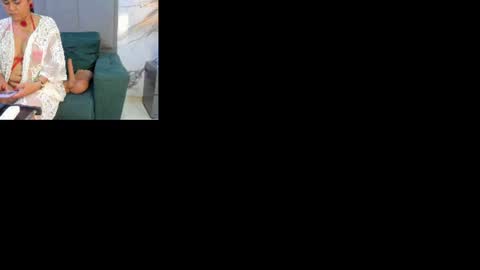 coral_rousee online show from July 15, 12:43 pm
