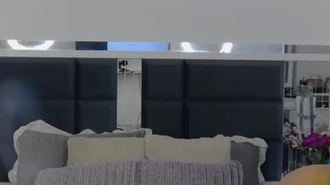 CoraliaDiamond online show from February 19, 9:50 am