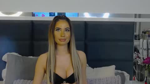 CoraliaDiamond online show from February 18, 5:42 pm