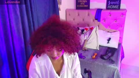 coralinesecret online show from April 13, 11:58 am