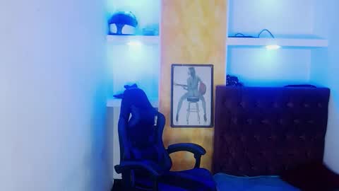 corey_taylor7 online show from January 19, 2:49 pm