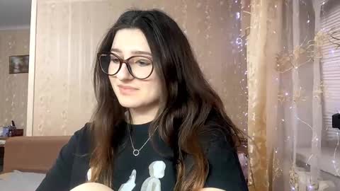 Elisheva online show from February 12, 2:09 pm