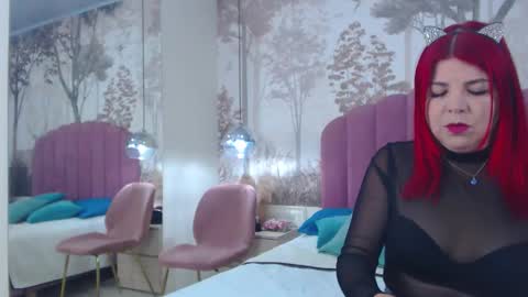 Corine  online show from October 31, 7:03 pm