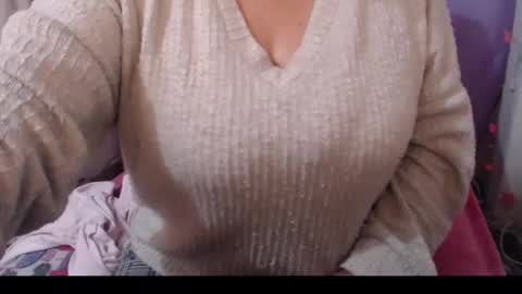 Snapshot of corinnahothotxxx chatting on January 19, 4:36 pm corinnahothotxxx online show from January 19, 4:36 pm