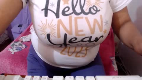 Snapshot of corinnahothotxxx chatting on September 21, 5:50 pm corinnahothotxxx online show from September 21, 5:50 pm