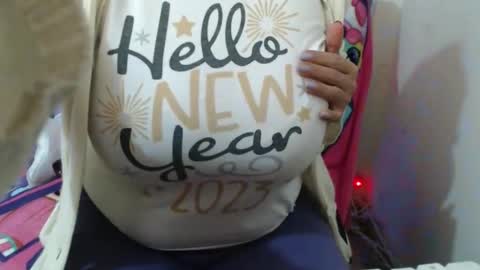 Snapshot of corinnahothotxxx chatting on October 17, 9:46 am corinnahothotxxx online show from October 17, 9:46 am