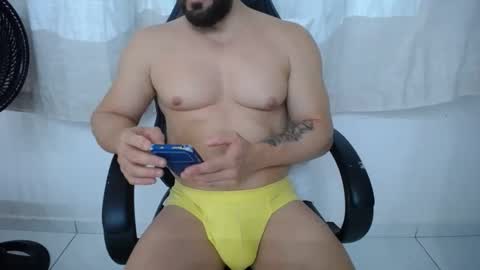 corolaxxl online show from October 22, 2:04 am