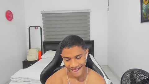 Ethan  online show from February 8, 11:41 pm