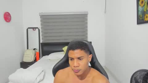 Ethan  online show from February 13, 12:03 am