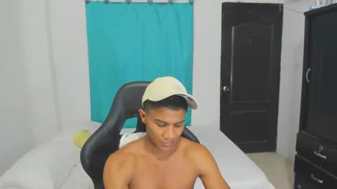 Ethan  online show from September 28, 1:03 am