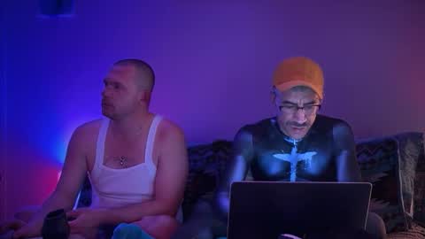 Queer Vibes  Slow Burn  Good Energy  online show from January 13, 12:07 am