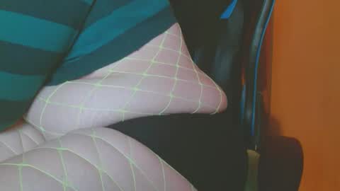 cosmicjones88 online show from February 17, 8:09 am