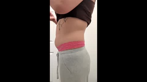 countrymommy online show from March 20, 2:16 am